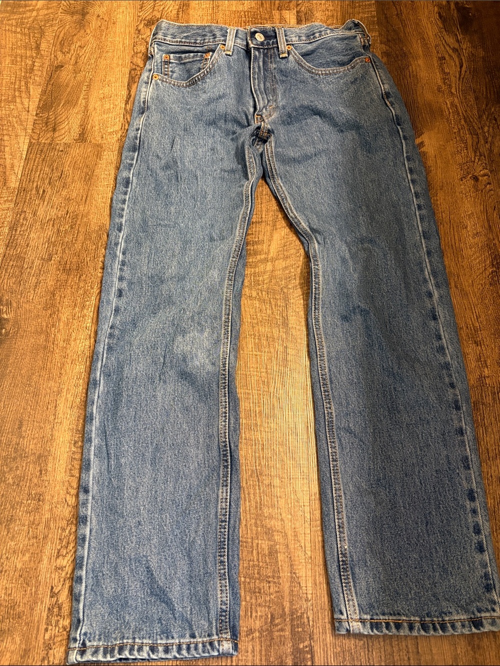 Levi’s 505 Classic Straight-Leg Men's Jeans in Medium Blue 31x32